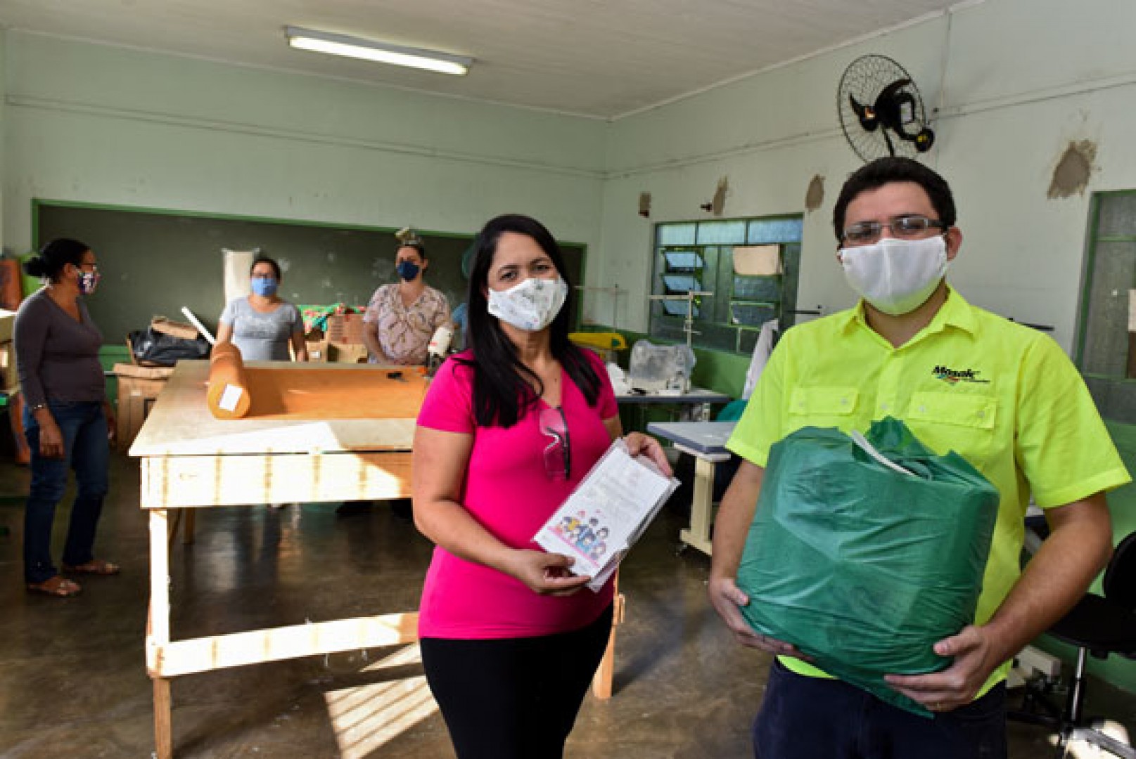 Atelie-Mulheres-Maos-de-Ouro-235